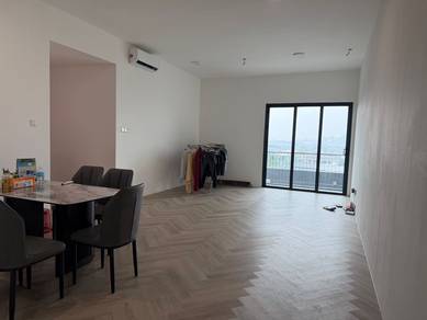 Service Residence For Sale in Upton