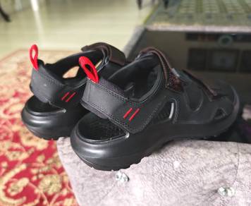 the North Face sandal 