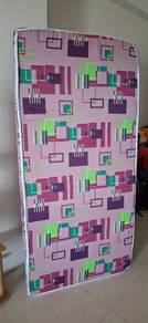 Single mattress (3 pieces) rarely used