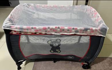 baby cot