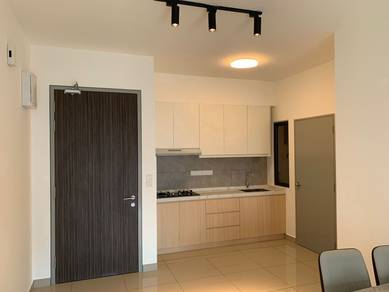 Condominium For Rent in M Vertica