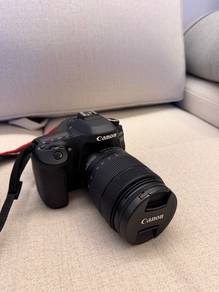 Canon 80D Kit with Versatile 18-135mm Lens