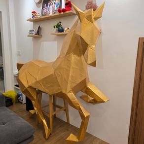Decorative Polygon horse sculpture