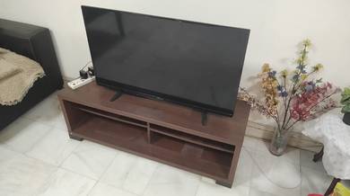 40" Panasonic TV + Wooden TV Stand (Used)