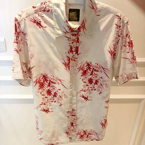 *White & Red Batik*