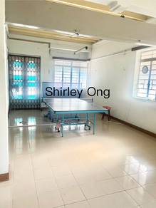 Semi-Detached House For Sale in Jelutong,PNG