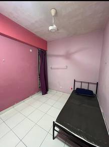 Room in Selayang, SGR