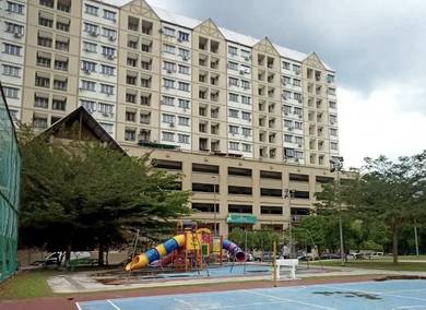 Service Residence For Sale in Spring Ville