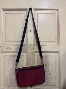 Cross bag or sling bag