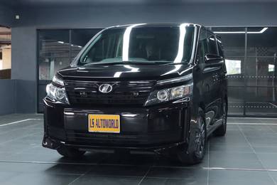 2015 Toyota Voxy ZS GS