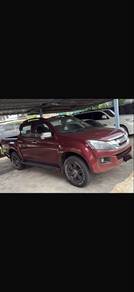 Isuzu D-Max V-CROSS SAFARI 4x4 in Tawau, SBH