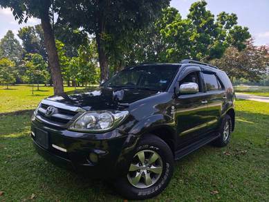 Toyota Fortuner V in Kepong, KUL