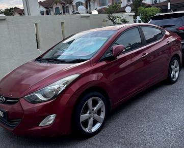 Hyundai Elantra PREMIUM in Kota Kemuning, SGR