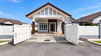 Bungalow House For Sale in Senawang,NSN