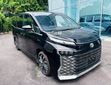 2022 Toyota Voxy S-Z