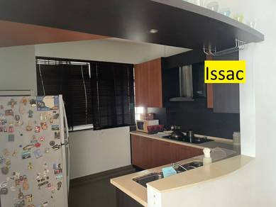 Condominium For Rent in Putra Place
