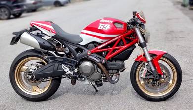 Ducati Monster 795