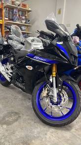 Yamaha R15
