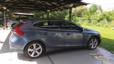 Volvo V40 T5 in Kuala Terengganu, TRG