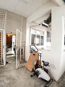 Apartment For Sale in Dahlia Court Apartment (Salak Tinggi)
