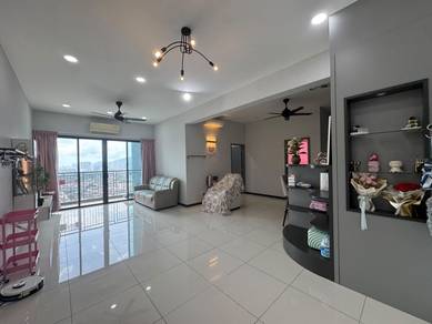 Condominium For Rent in Skyview Residence