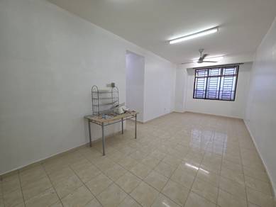 Apartment For Sale in Indah Court Apartment (Bukit Indah)