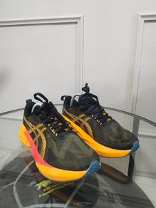 Asics: 9uk (28cm) 
