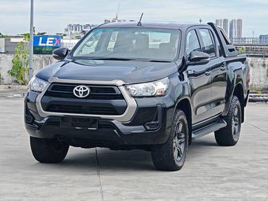 Toyota Hilux E in Puchong, SGR