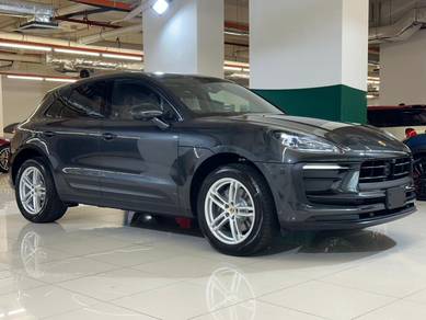 2023 Porsche Macan -
