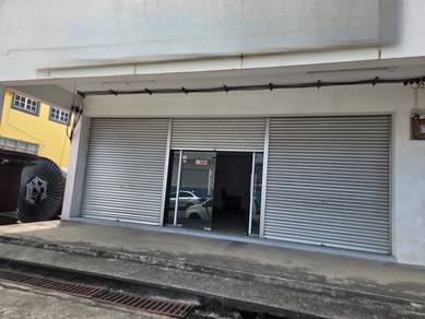 Warehouse / Factory For Rent in Patau-Patau 1,LBN