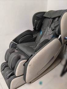 uSmarto Massage Chair