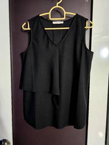 Black Sleeveless Top Singlet