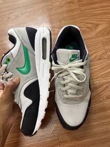 Nike air max shoes