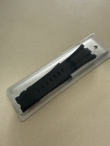Brand new rubber strap for 44mm royal oak offshore
