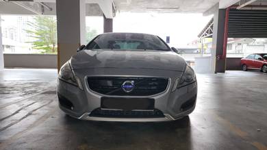 Volvo S60 T5 in Petaling Jaya, SGR