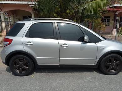 Suzuki SX4 CROSSOVER in Kuala Terengganu, TRG