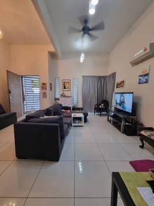 Semi-Detached House For Sale in Gelugor,PNG