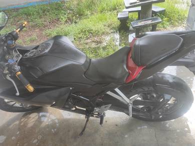 Honda CBR150R