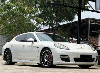 Porsche Panamera TURBO in Johor Bahru, JHR