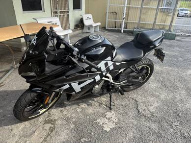 CFMOTO 250SR