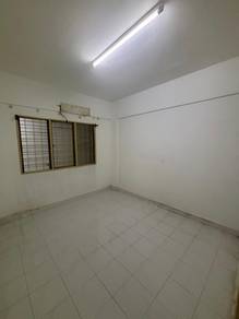 Flat For Sale in Rumah Pangsa Mewah Indah