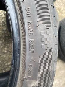 Tyre 245/40/20 (M-China)