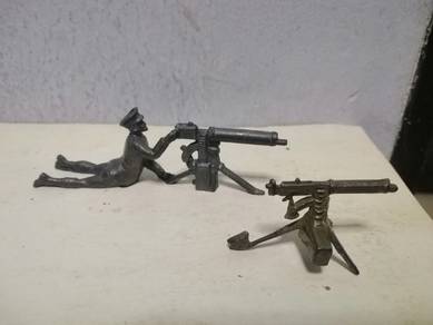 Vintage Set Metal Soldier Machine Guns