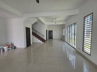 Semi-Detached House For Sale in Klang,SGR