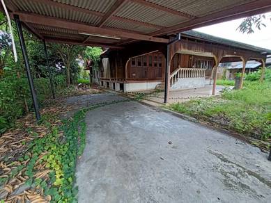 Bungalow House For Sale in Ampangan,NSN