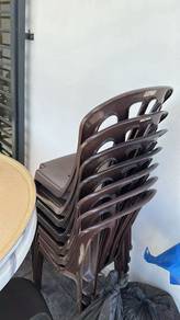 3V Plastic Chair