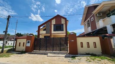Bungalow House For Sale in Kota Bharu,KTN