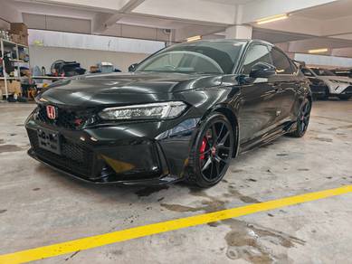 Honda Civic TYPE R in Desa Petaling, KUL