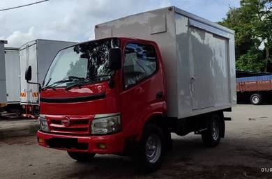 Yr.2014/2015 Hino /WU302R *LUTON/KOTAK* 10kaki