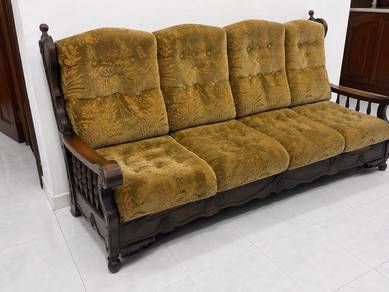 3+2 Seater Sofa Set For Sale